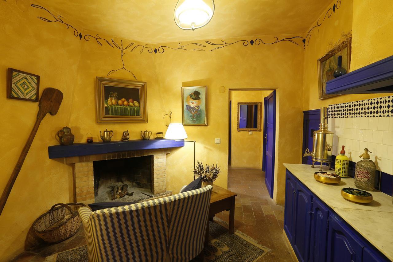 Hostal Blau Peratallada Ngoại thất bức ảnh