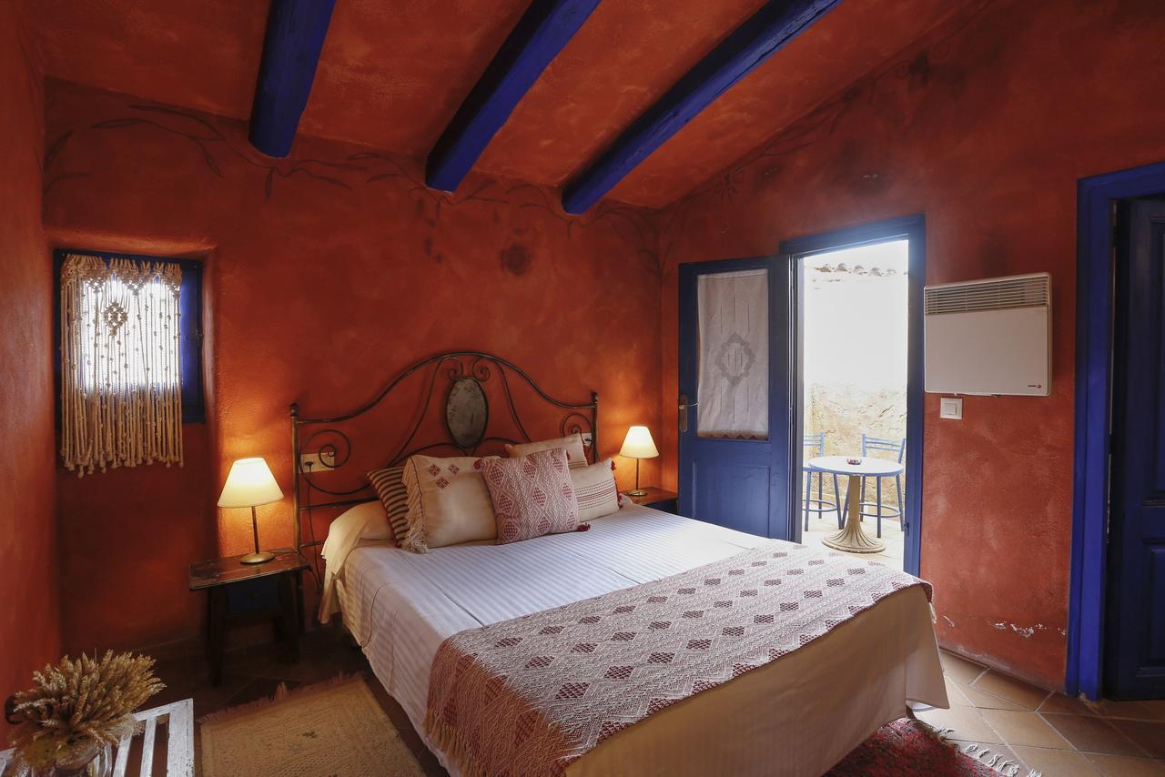 Hostal Blau Peratallada Ngoại thất bức ảnh